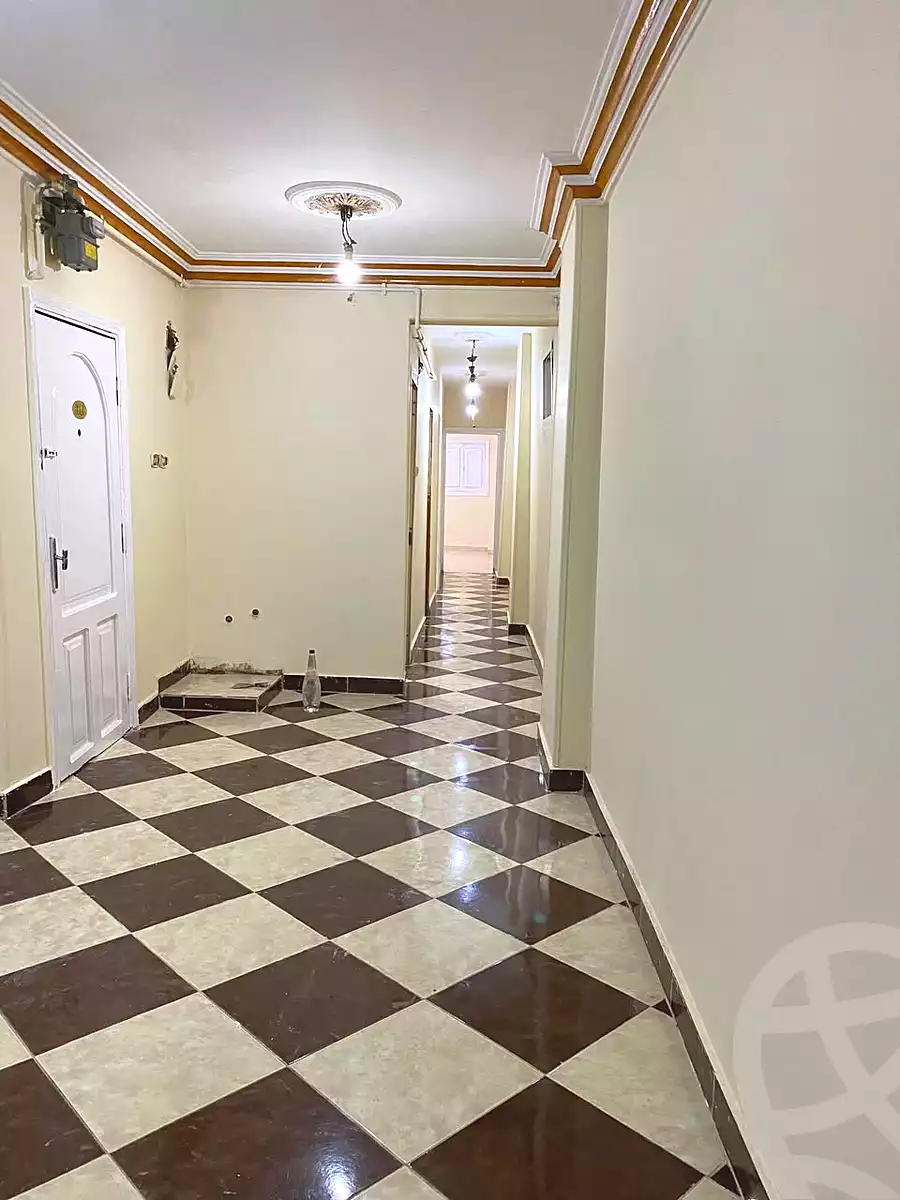 https://aqarmap.com.eg/ar/listing/7183951-for-sale-cairo-nozha-2-el-khamseen-st