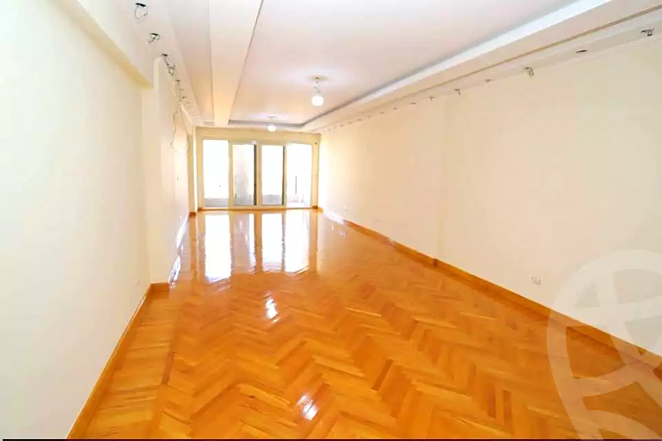 https://aqarmap.com.eg/en/listing/7184031-for-sale-alexandria-l-zryt-champollion-st
