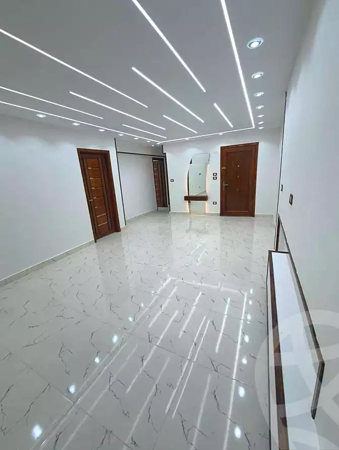 https://aqarmap.com.eg/en/listing/7184043-for-sale-alexandria-lsywf-el-falki