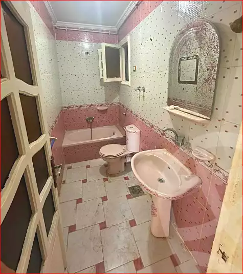https://aqarmap.com.eg/en/listing/7184327-for-sale-alexandria-lsywf-el-falki