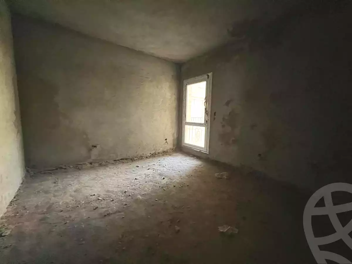 https://aqarmap.com.eg/en/listing/7184320-for-sale-cairo-new-cairo-compounds-stwn-ryzydns-by-ar-y-llttwyr