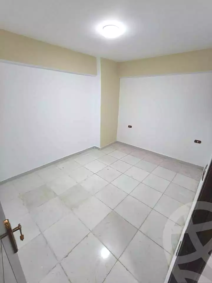 https://aqarmap.com.eg/ar/listing/7184594-for-sale-alexandria-lsywf-el-falki