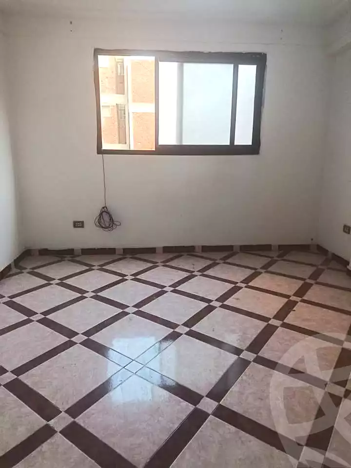 https://aqarmap.com.eg/ar/listing/7184665-for-sale-alexandria-lsywf-el-falki