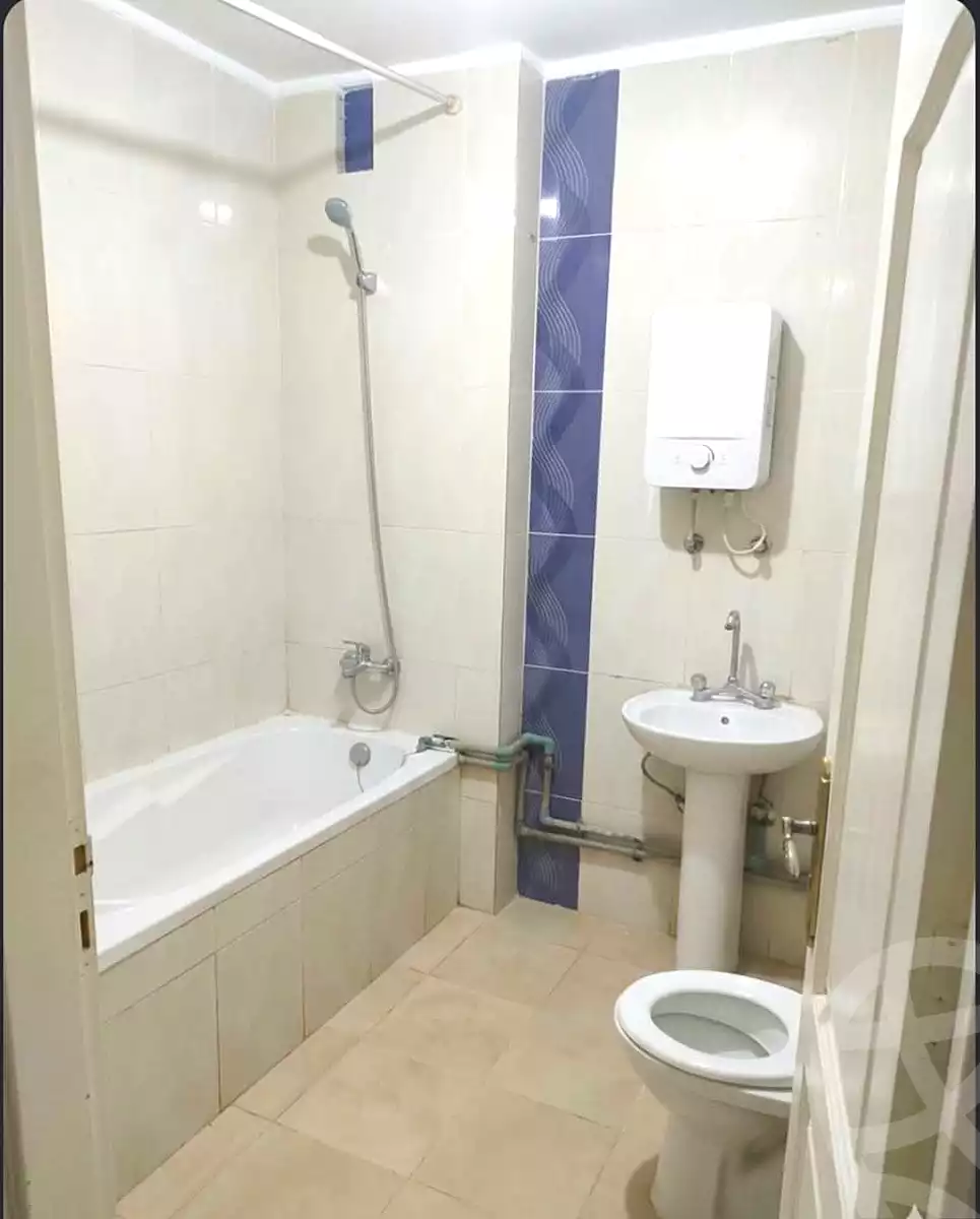 https://aqarmap.com.eg/ar/listing/7184811-for-sale-cairo-ain-shams-alf-maskn