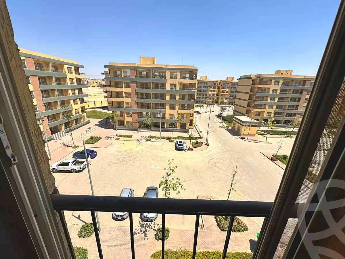 https://aqarmap.com.eg/ar/listing/7184848-for-rent-cairo-6th-of-october-el-tawsaat-el-shamalya-hy-2000-qt
