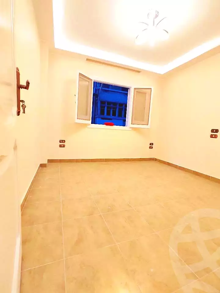 https://aqarmap.com.eg/en/listing/7184937-for-sale-alexandria-sydy-bshr-sydy-bshr-bhry-khalil-hamada-st
