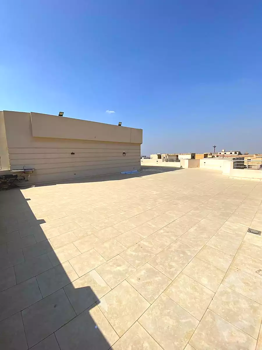 https://aqarmap.com.eg/ar/listing/7184945-for-sale-cairo-new-cairo-ganob-el-akadamiya-south-academy-b-medhat-el-kholy-st
