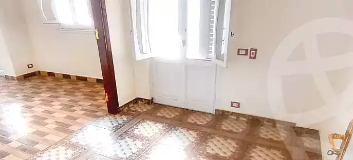 https://aqarmap.com.eg/en/listing/7185544-for-rent-alexandria-shds