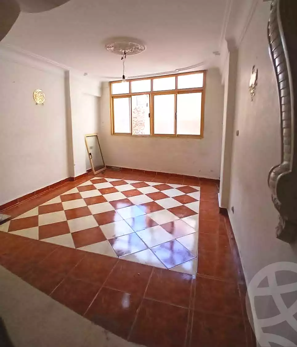 https://aqarmap.com.eg/ar/listing/7186239-for-sale-alexandria-lsywf-el-falki