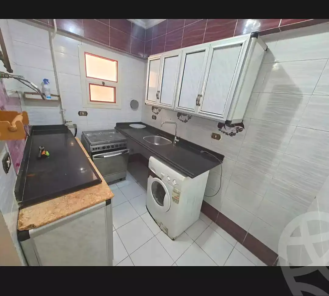 https://aqarmap.com.eg/en/listing/7186248-for-sale-alexandria-sydy-bshr-sydy-bshr-bhry-mohamed-el-srafi-st.