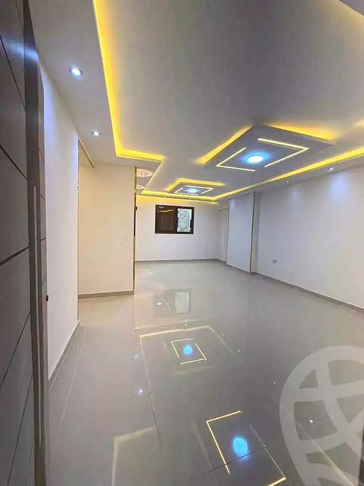 https://aqarmap.com.eg/ar/listing/7186354-for-sale-alexandria-el-asafra-l-sfr-bhry