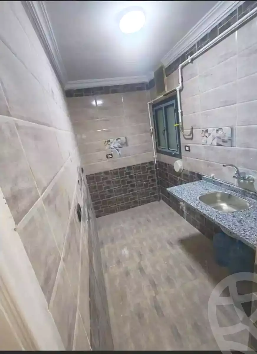 https://aqarmap.com.eg/en/listing/7186388-for-sale-alexandria-al-agamy-el-hanouvel-gabir-hafez-st