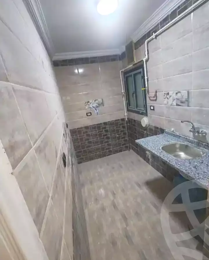 https://aqarmap.com.eg/en/listing/7186536-for-sale-alexandria-al-agamy-el-hanouvel-gabir-hafez-st