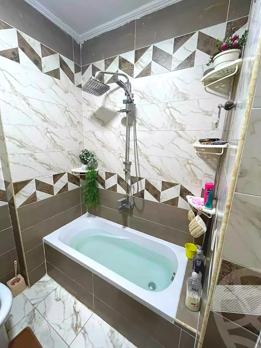 https://aqarmap.com.eg/ar/listing/7186625-for-sale-cairo-ain-shams-ain-shams-el-sharkia-ain-shams-st