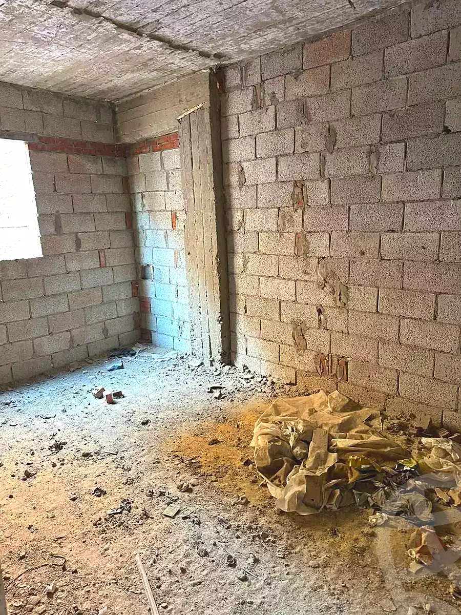 https://aqarmap.com.eg/en/listing/7186657-for-sale-alexandria-al-agamy-el-hanouvel-radwan-st