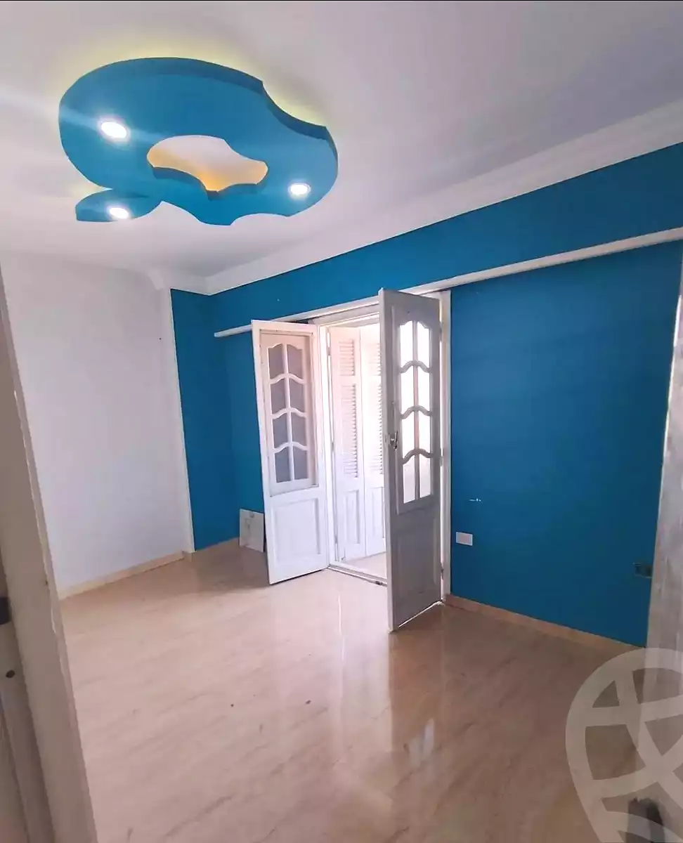 https://aqarmap.com.eg/en/listing/7186893-for-sale-alexandria-lsywf-el-falki