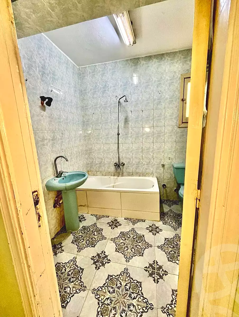 https://aqarmap.com.eg/en/listing/7187166-for-sale-alexandria-el-mandara-alex-el-mandara-bahri