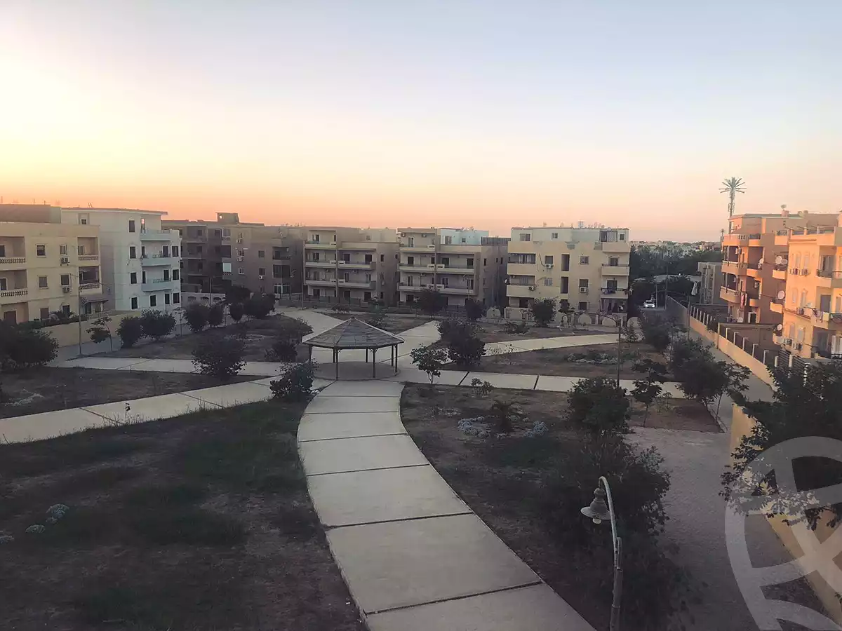 https://aqarmap.com.eg/en/listing/7187195-for-sale-cairo-new-cairo-compounds-kmbwnd-lnkhyl