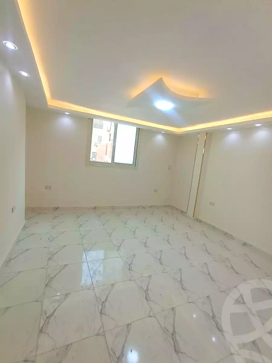 https://aqarmap.com.eg/ar/listing/7187290-for-sale-cairo-helwan-mohamed-sayed-ahmed-st