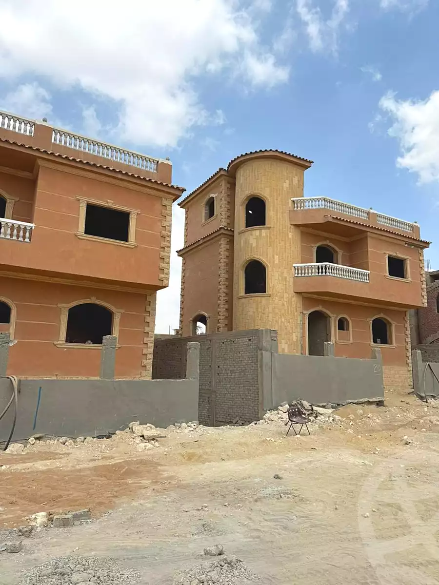 https://aqarmap.com.eg/ar/listing/7187569-for-sale-cairo-6th-of-october-compounds-media-village