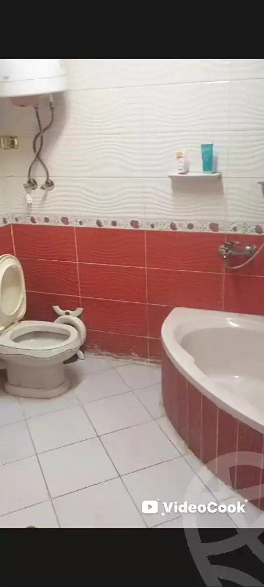https://aqarmap.com.eg/ar/listing/7187791-for-sale-cairo-ain-shams-ain-shams-el-sharkia-el-zahraa-st