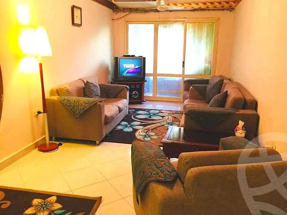 https://aqarmap.com.eg/ar/listing/7188098-for-sale-alexandria-al-agamy-bw-ywsf