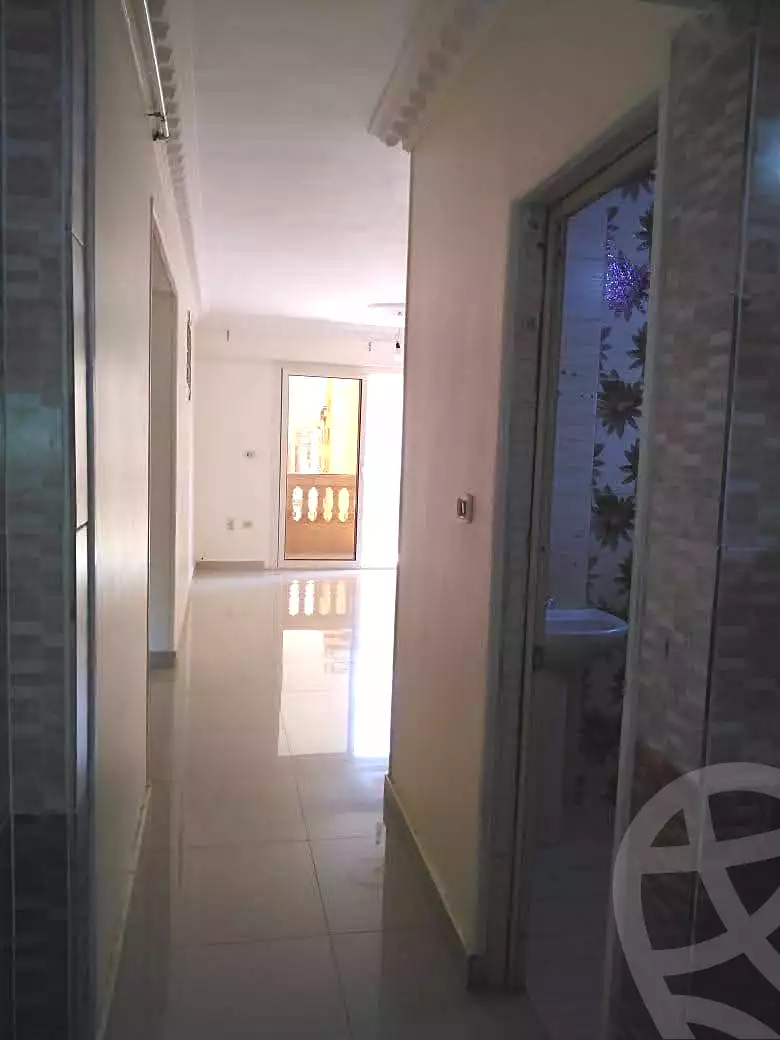 https://aqarmap.com.eg/ar/listing/7188149-for-rent-alexandria-miami-shr-jml-bd-lnsr