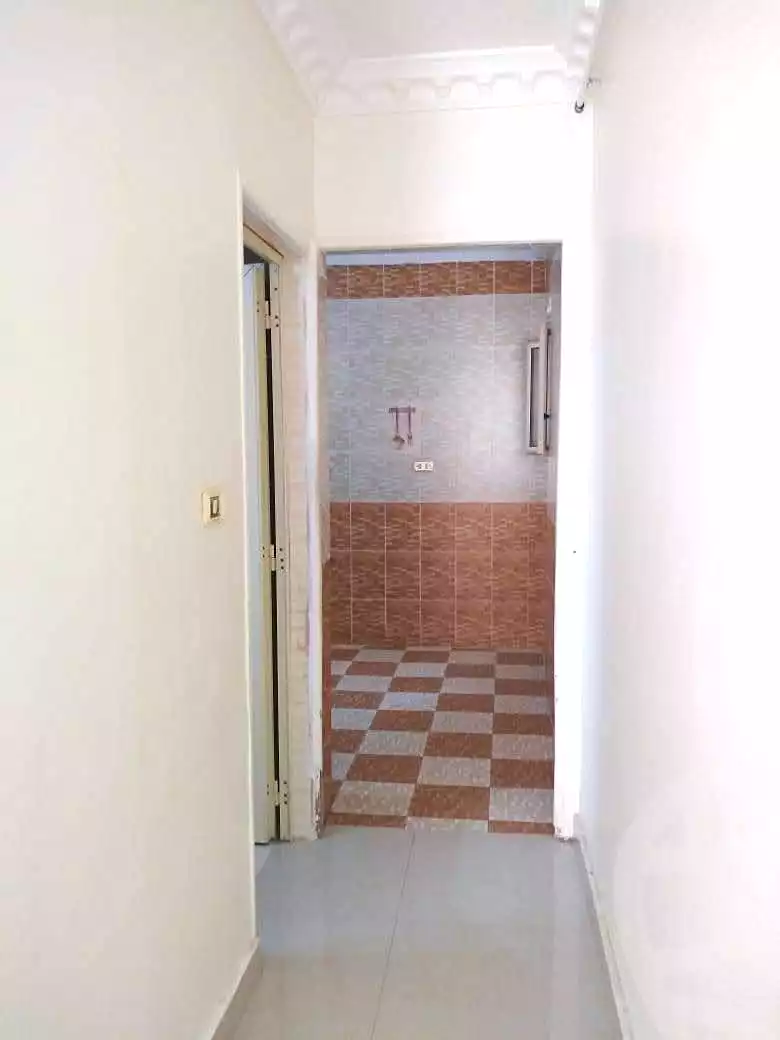 https://aqarmap.com.eg/ar/listing/7188149-for-rent-alexandria-miami-shr-jml-bd-lnsr