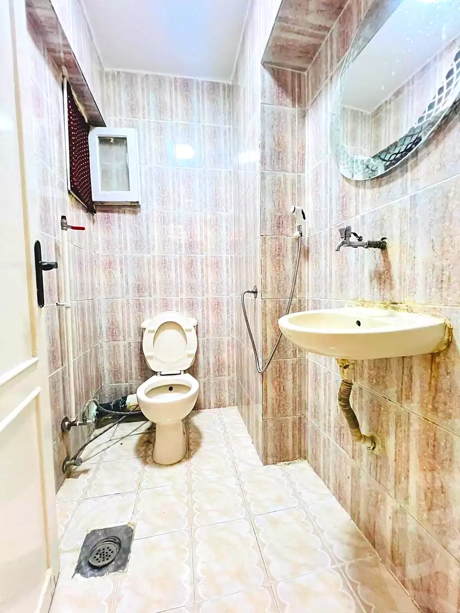 https://aqarmap.com.eg/en/listing/7188334-for-sale-alexandria-al-agamy-shataa-el-nakheel