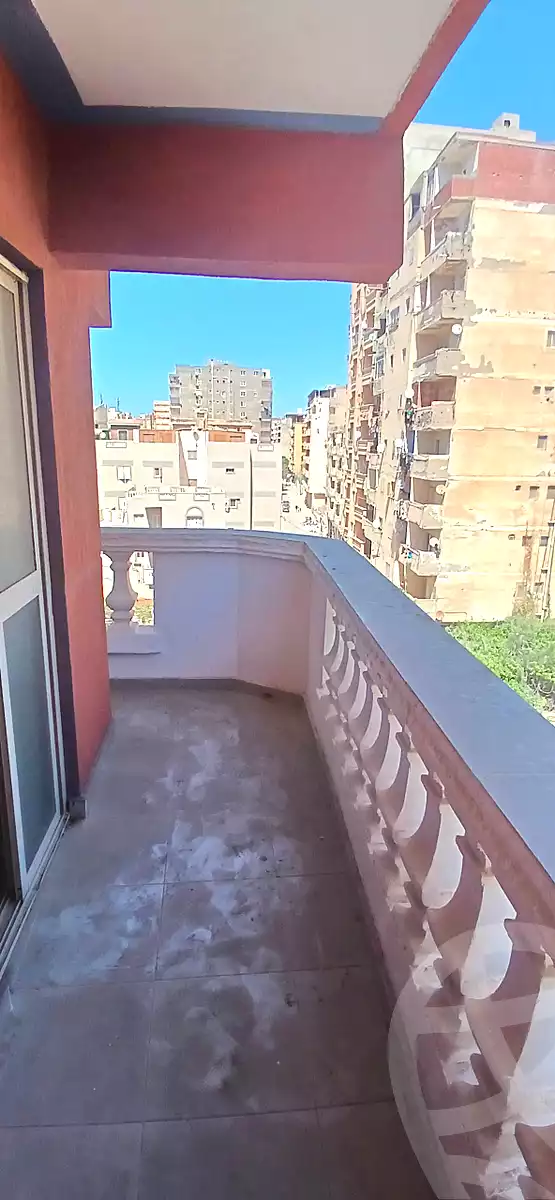 https://aqarmap.com.eg/en/listing/7188370-for-sale-alexandria-al-agamy-el-hanouvel-el-zahraa-city-st