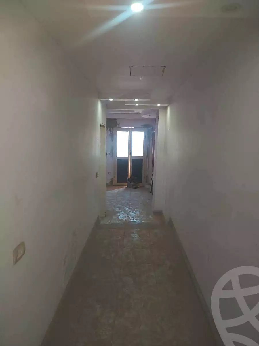 https://aqarmap.com.eg/ar/listing/7188512-for-sale-cairo-helwan-el-shareaa-el-sharby-st