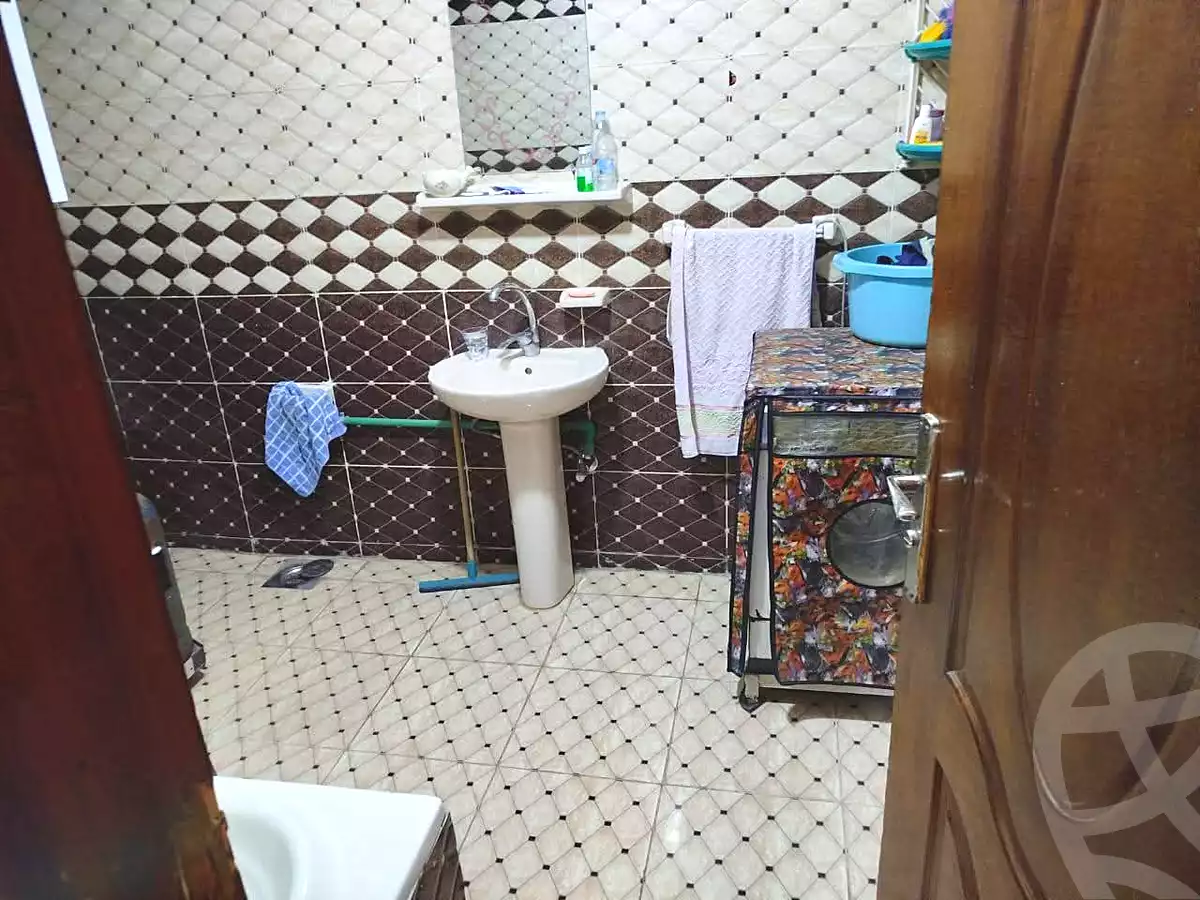 https://aqarmap.com.eg/en/listing/7188651-for-sale-cairo-ain-shams-6-october-st