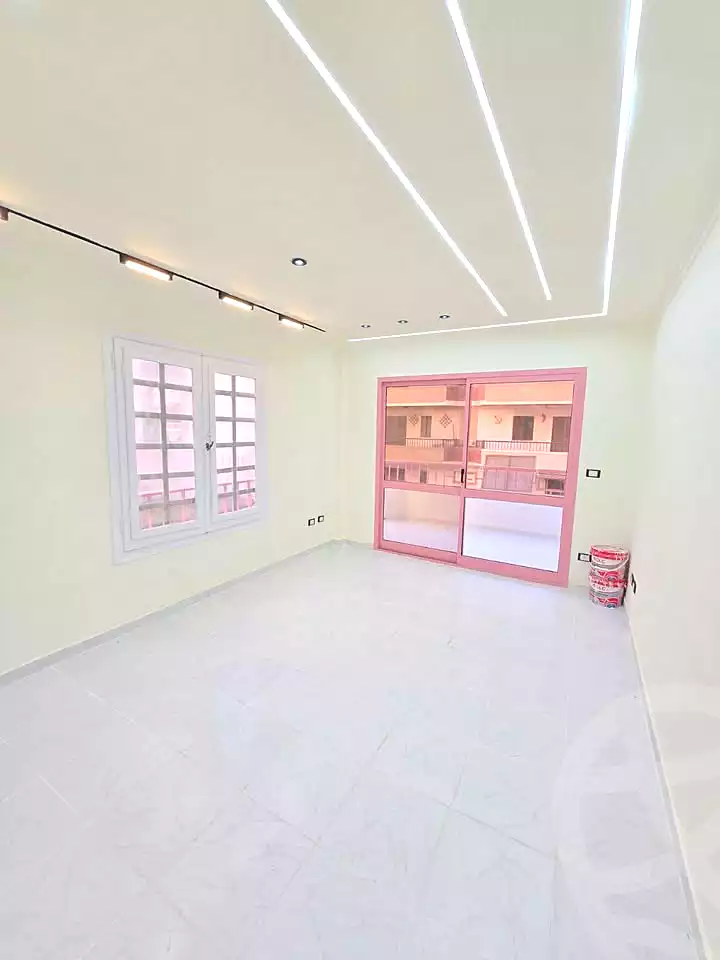 https://aqarmap.com.eg/ar/listing/7189047-for-sale-alexandria-al-agamy-shataa-el-nakheel
