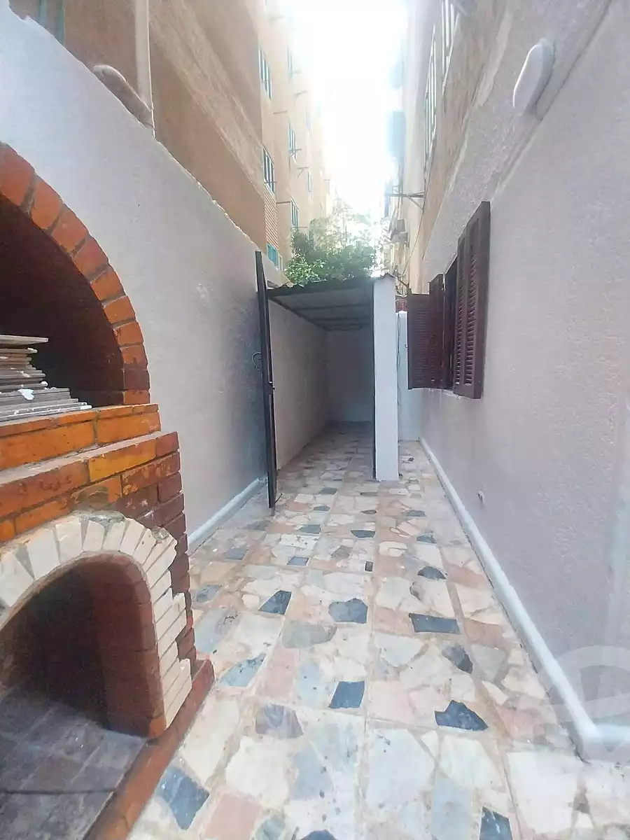 https://aqarmap.com.eg/en/listing/7189096-for-sale-alexandria-al-agamy