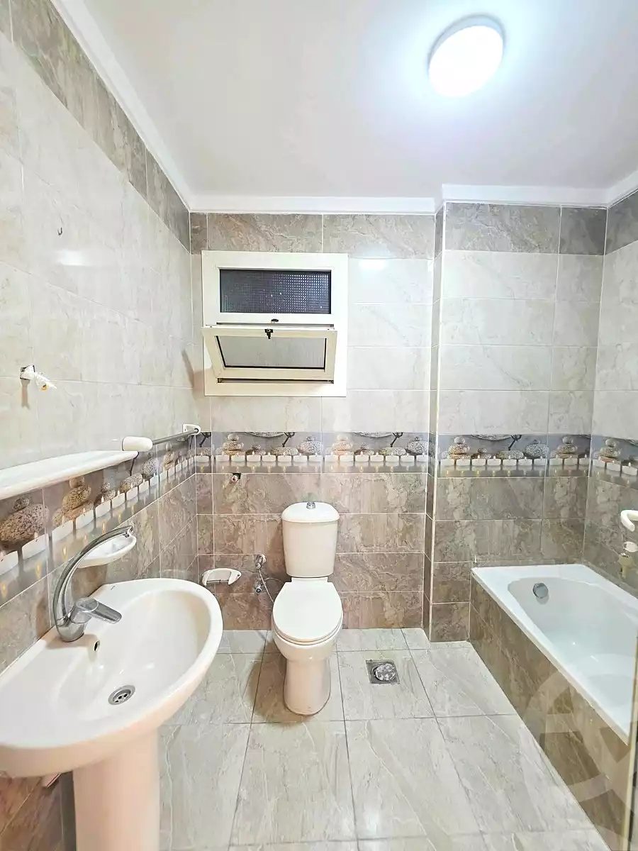 https://aqarmap.com.eg/en/listing/7189108-for-sale-alexandria-el-asafra-l-sfr-bhry