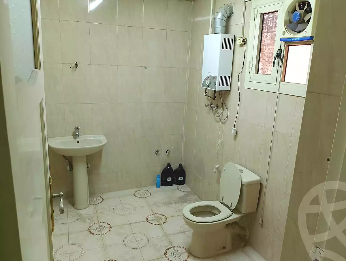 https://aqarmap.com.eg/ar/listing/7189410-for-rent-cairo-helwan-helwan-el-sharkeya-abd-el-rahman-pasha-st