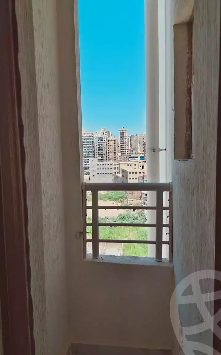 https://aqarmap.com.eg/ar/listing/7189697-for-rent-alexandria-moharram-bey-moharram-bek-st