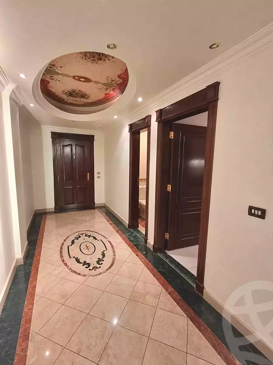 https://aqarmap.com.eg/ar/listing/7189799-for-sale-cairo-heliopolis-heliopolis-square-abd-el-aziz-fahmy-st