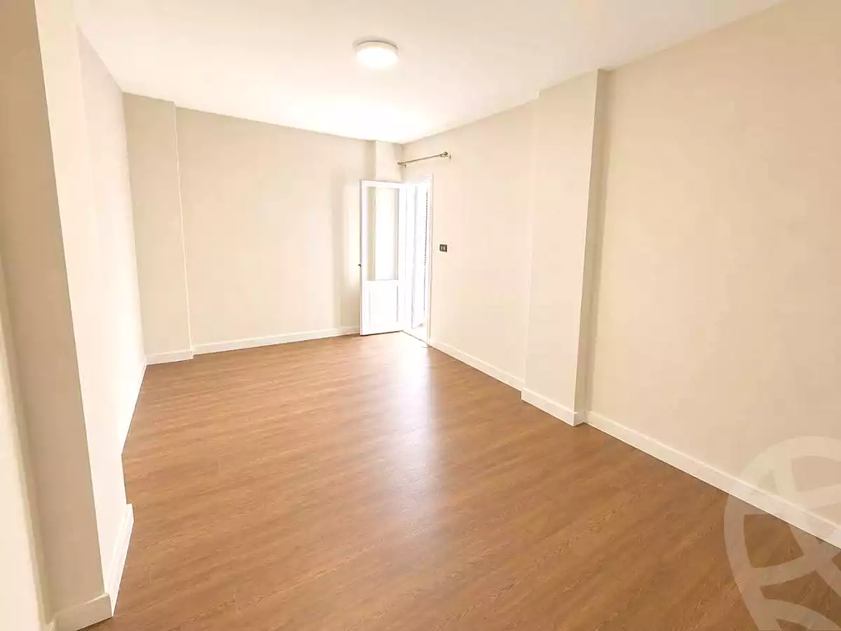 https://aqarmap.com.eg/ar/listing/7189933-for-sale-alexandria-bolekly-abou-quer-st