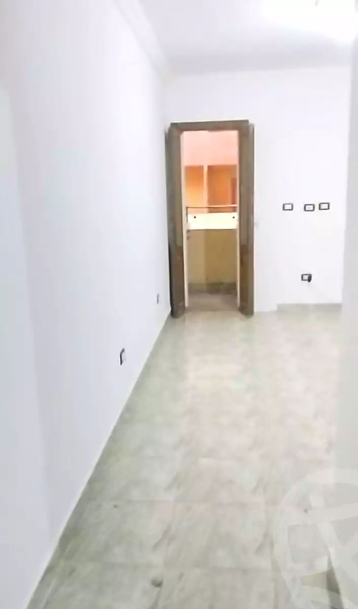 https://aqarmap.com.eg/ar/listing/7189961-for-sale-alexandria-new-miami-eskot