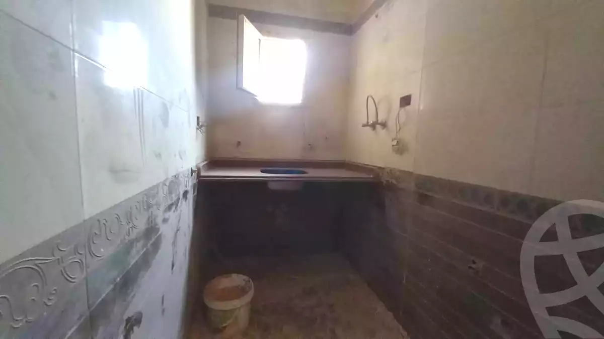https://aqarmap.com.eg/en/listing/7190059-for-sale-alexandria-ganaklis