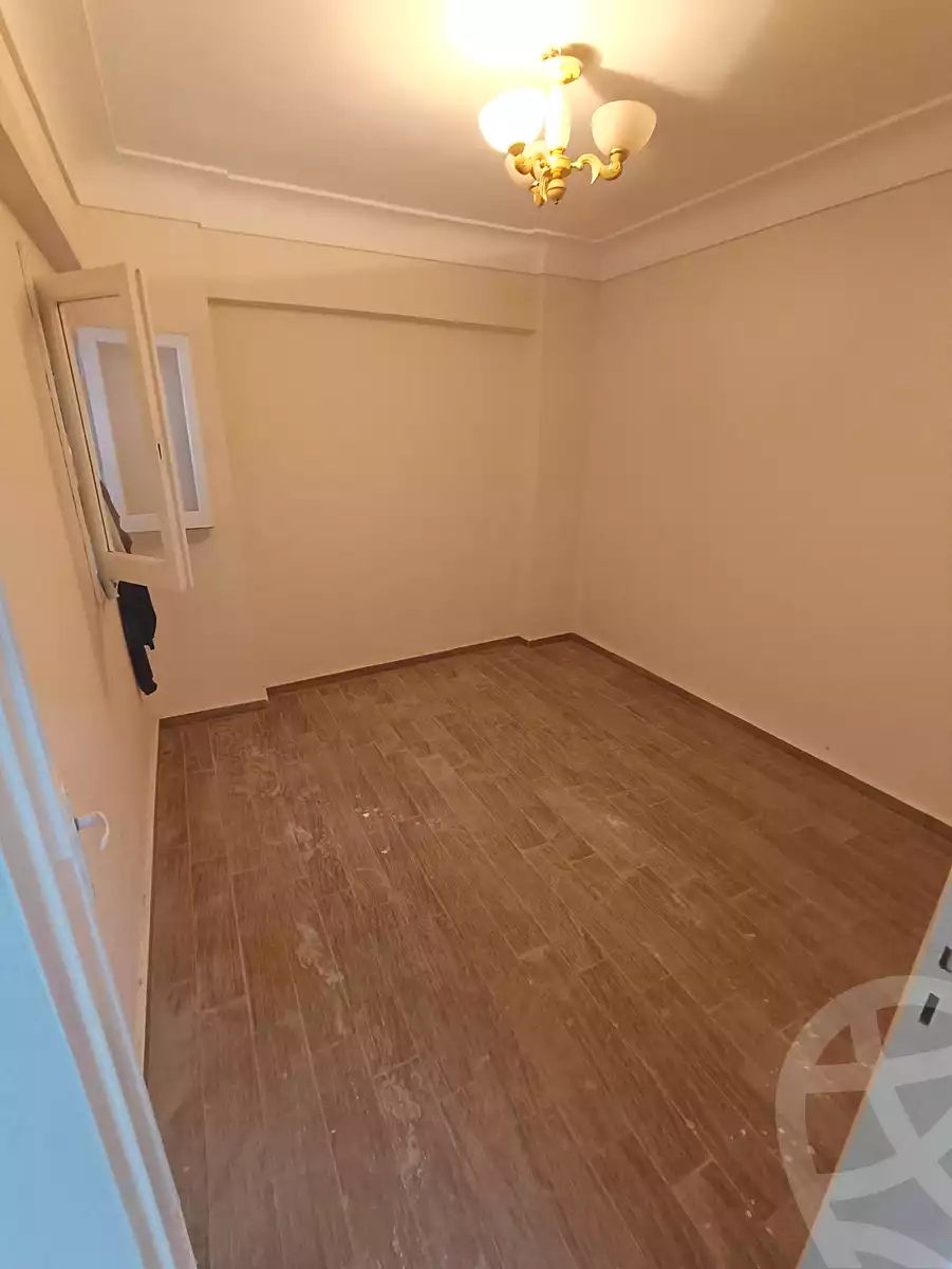 https://aqarmap.com.eg/ar/listing/7190087-for-sale-alexandria-sydy-bshr-sydy-bshr-bhry