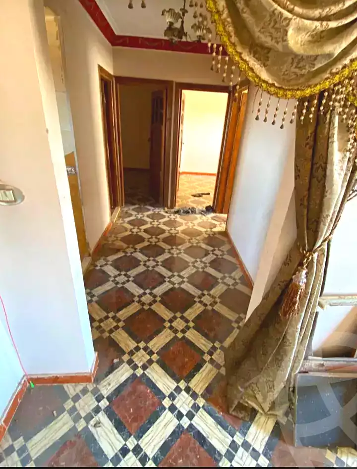 https://aqarmap.com.eg/ar/listing/7190453-for-sale-alexandria-new-miami-eskot