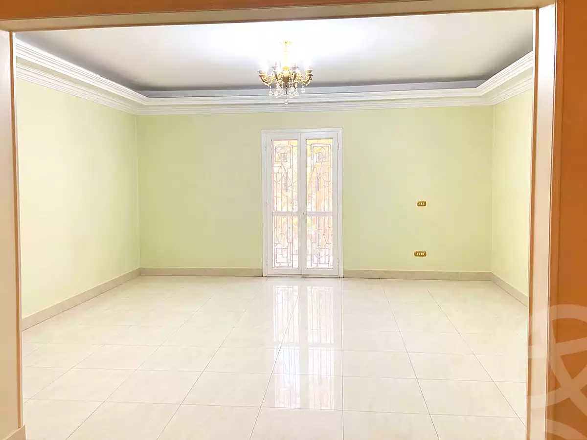 https://aqarmap.com.eg/ar/listing/7190499-for-sale-cairo-new-cairo-el-ahyaa-first-neighborhood-street-1