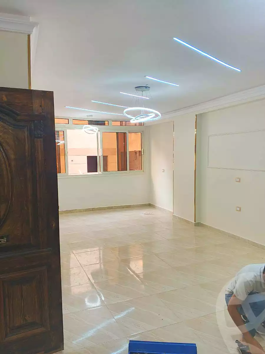 https://aqarmap.com.eg/ar/listing/7190497-for-sale-cairo-helwan-hadayek-helwan-el-eshrein-st