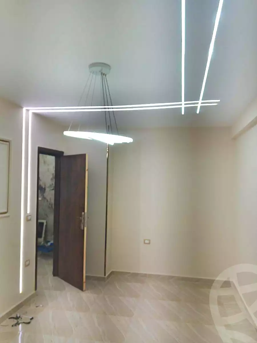 https://aqarmap.com.eg/ar/listing/7190497-for-sale-cairo-helwan-hadayek-helwan-el-eshrein-st