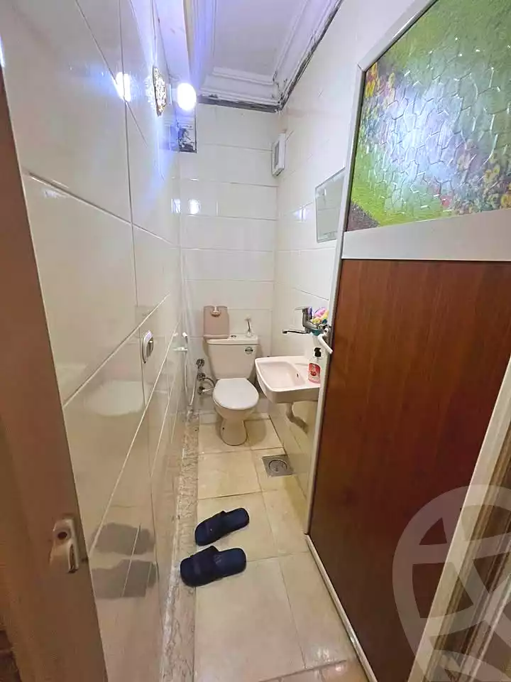 https://aqarmap.com.eg/ar/listing/7190589-for-sale-alexandria-sydy-bshr-sydy-bshr-bhry-street-17
