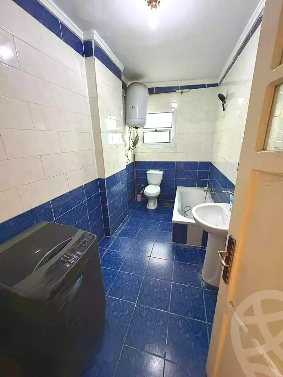 https://aqarmap.com.eg/ar/listing/7190738-for-sale-alexandria-miami-khld-bn-lwlyd