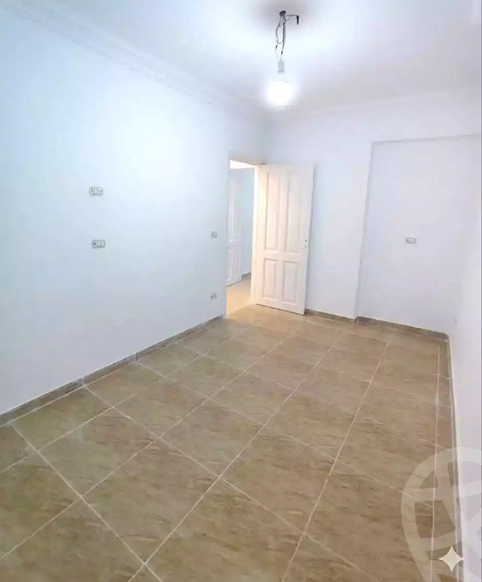 https://aqarmap.com.eg/ar/listing/7190809-for-sale-alexandria-sydy-bshr-sydy-bshr-bhry-shr-khld-bn-lwlyd