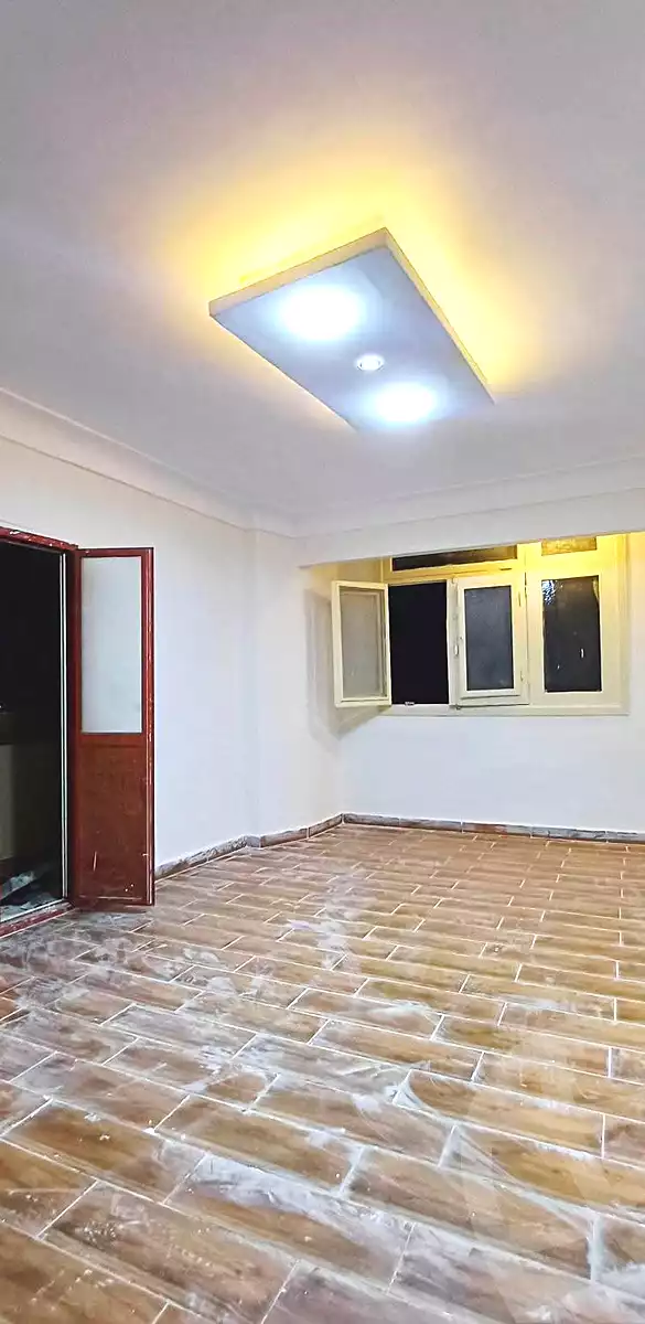 https://aqarmap.com.eg/en/listing/7190814-for-sale-alexandria-al-agamy-lbytsh-mecca-st
